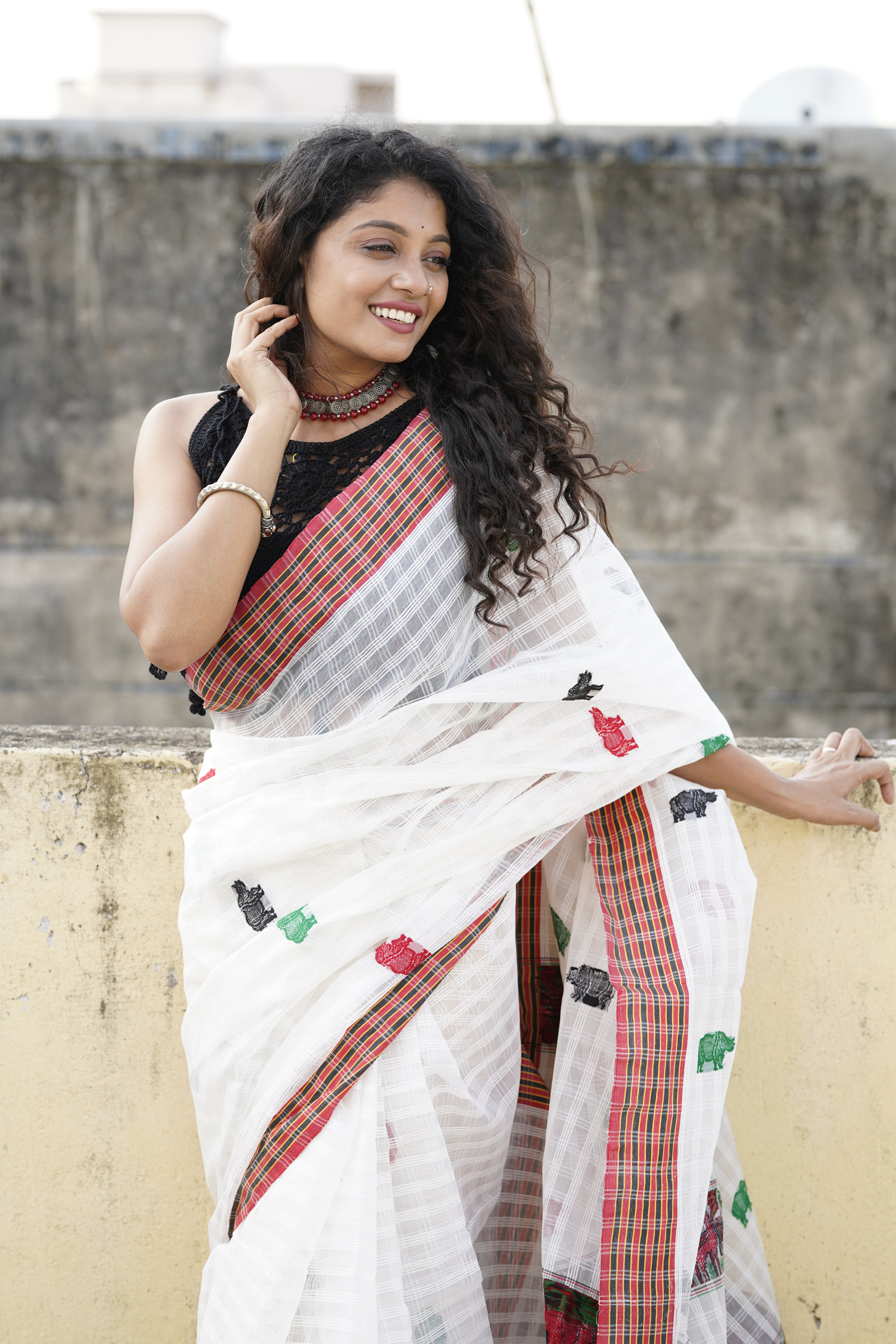 Handwoven White Assam Kaziranga Saree