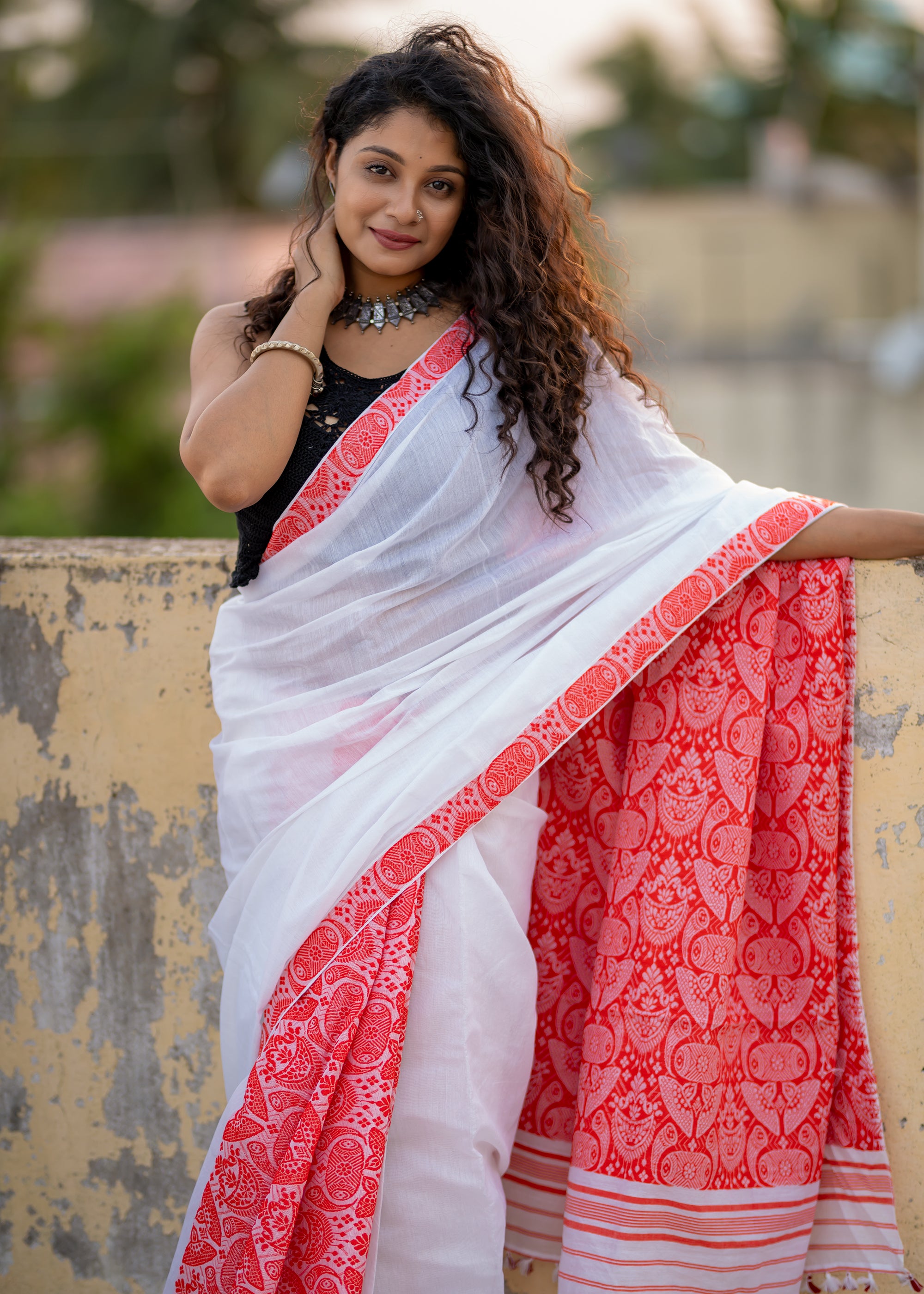 Handwoven White Assam Noni Saree