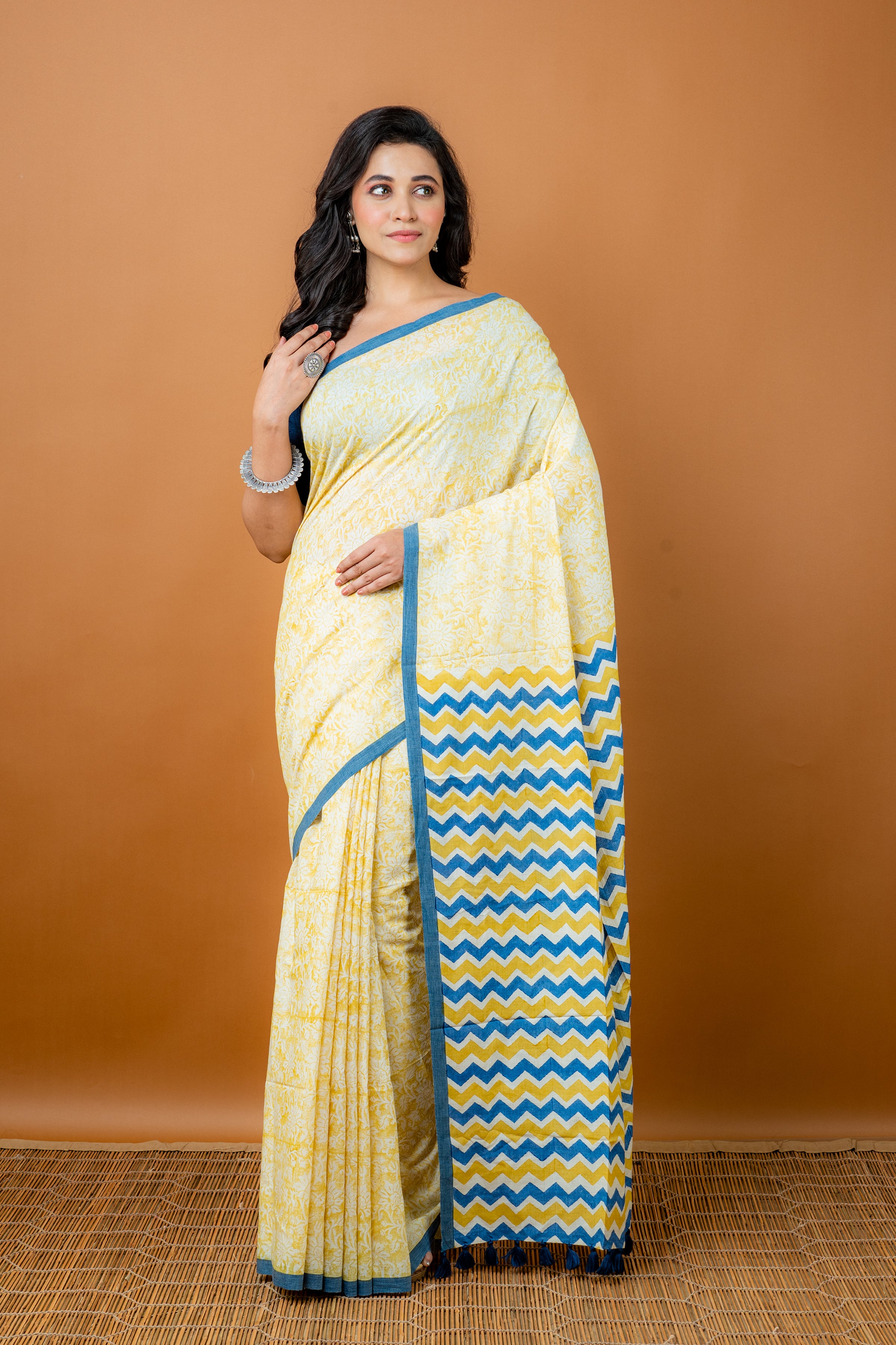 Handwoven Yellow Printed Tussar Saree