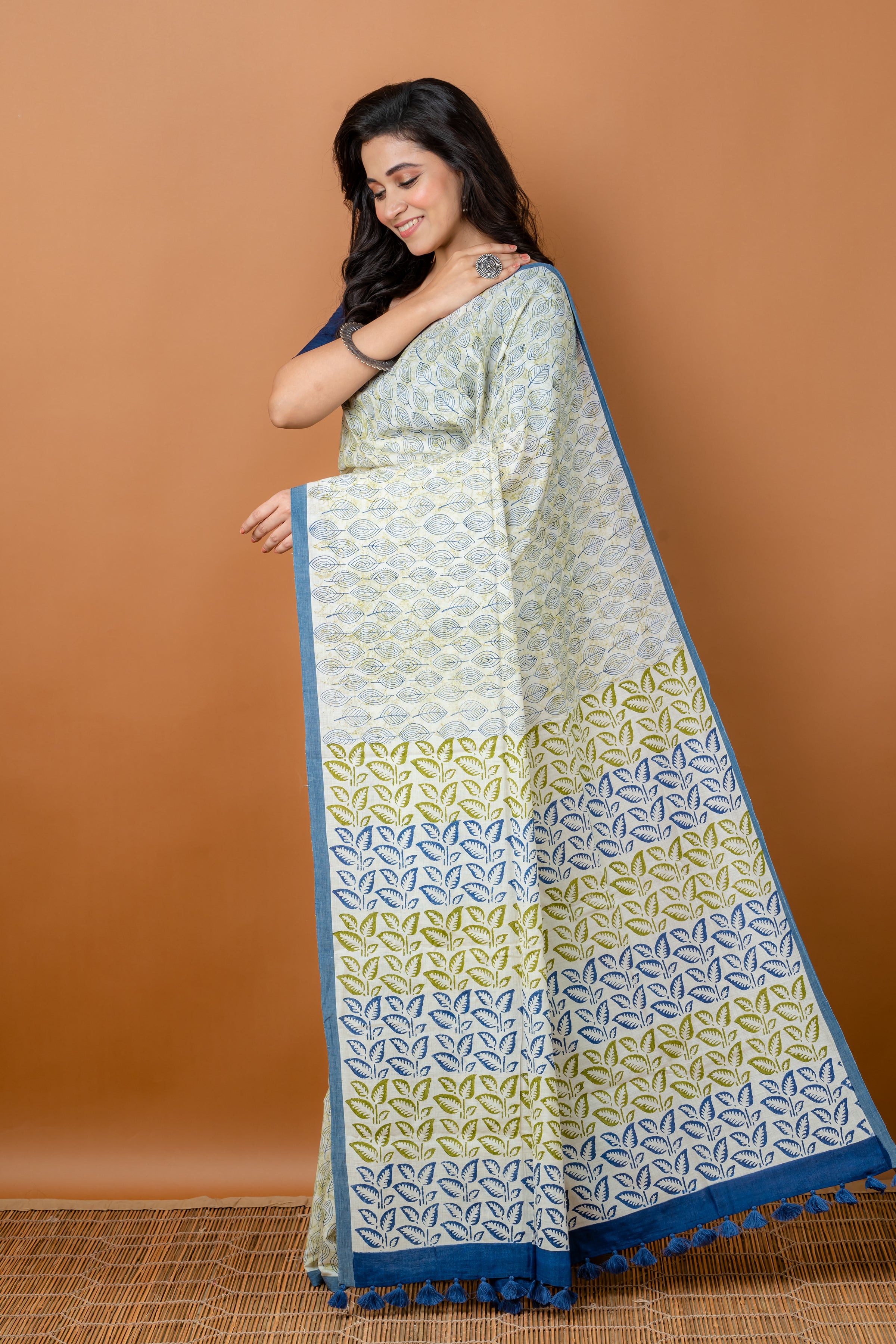 Handwoven Multicolor Printed Tussar Saree