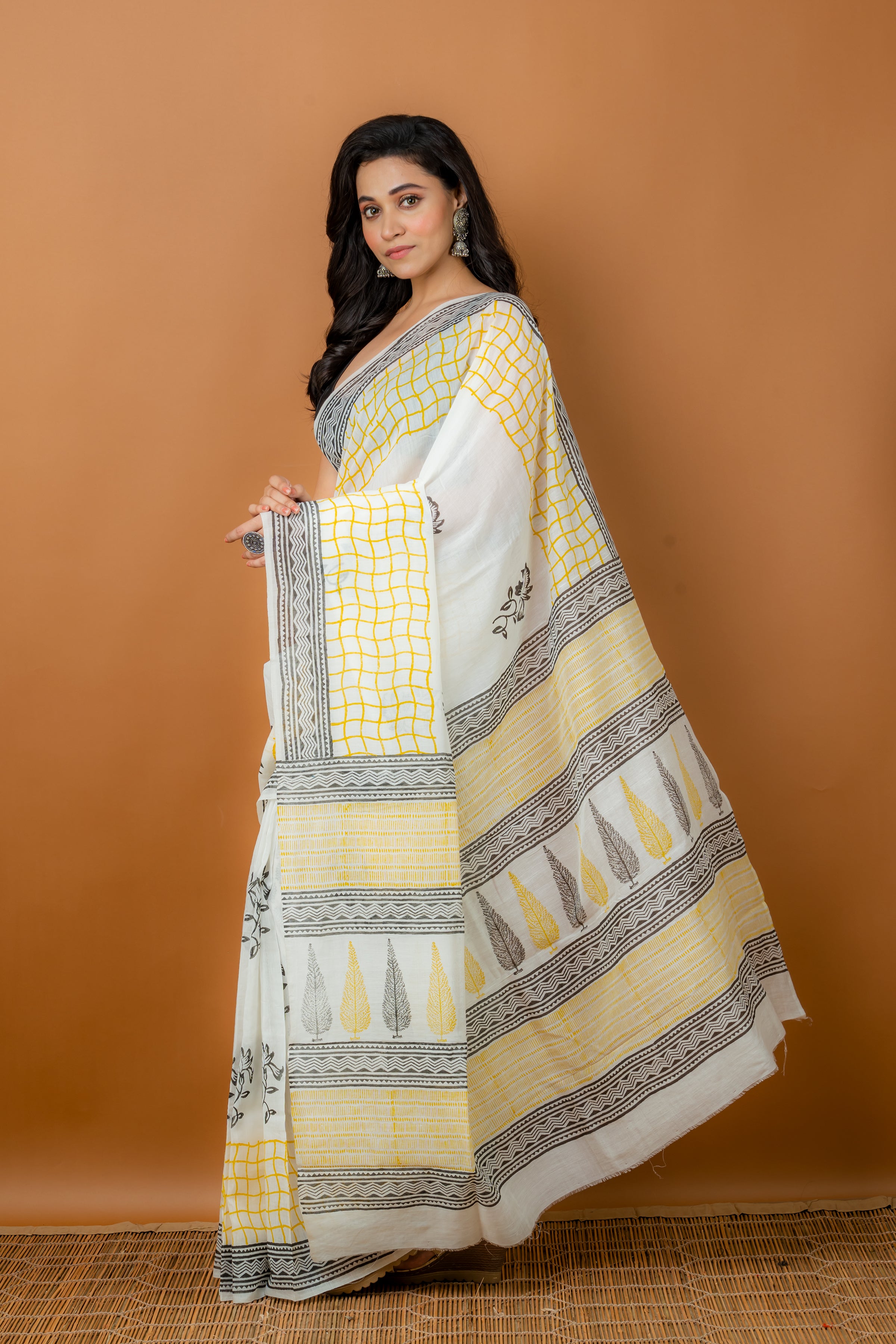 Handwoven Yellow Printed Silk cotton Saree