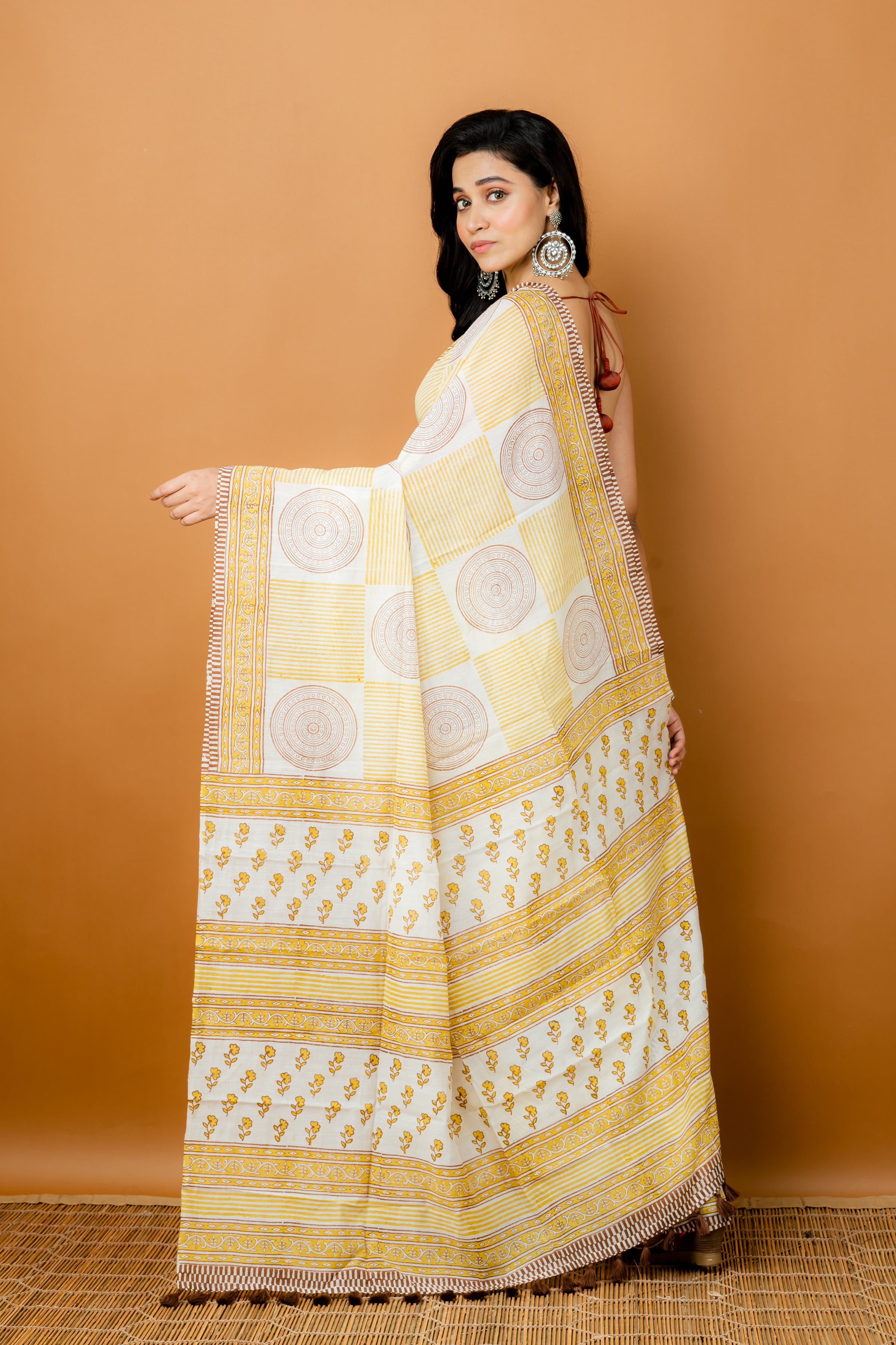 Handwoven Yellow Printed Silk Cotton Saree