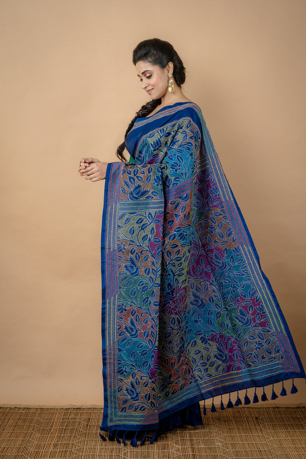 Bangalore Silk With Traditional Reverse Kantha Saree - Aankona