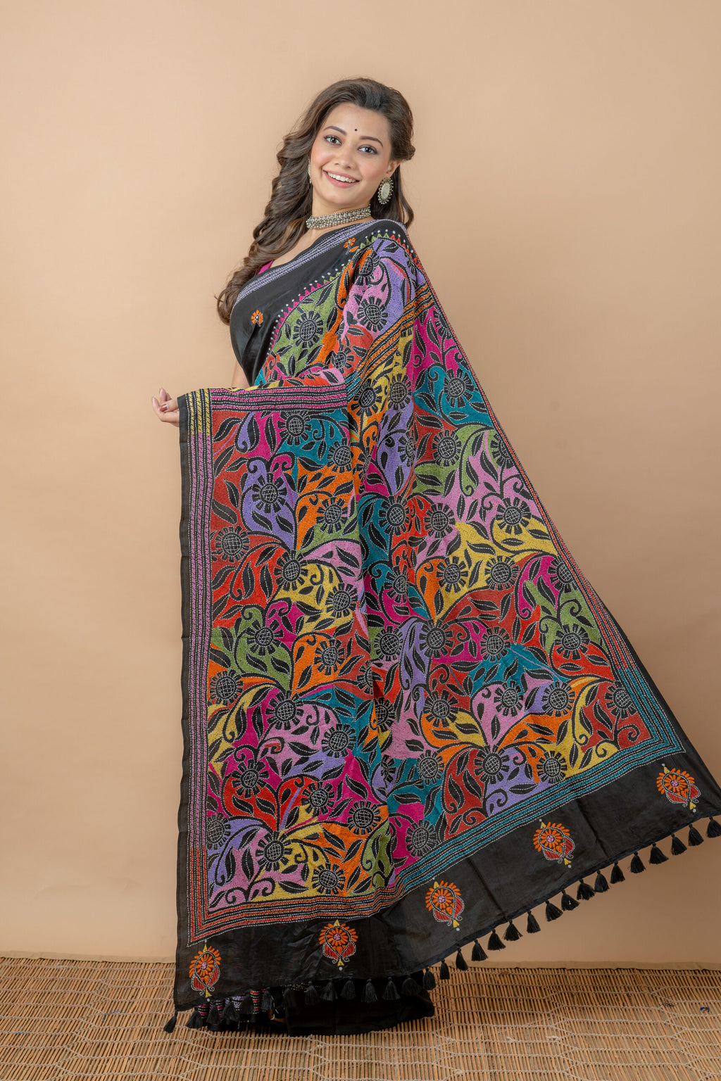 Bangalore Silk With Traditional Reverse Kantha Saree - Aankona