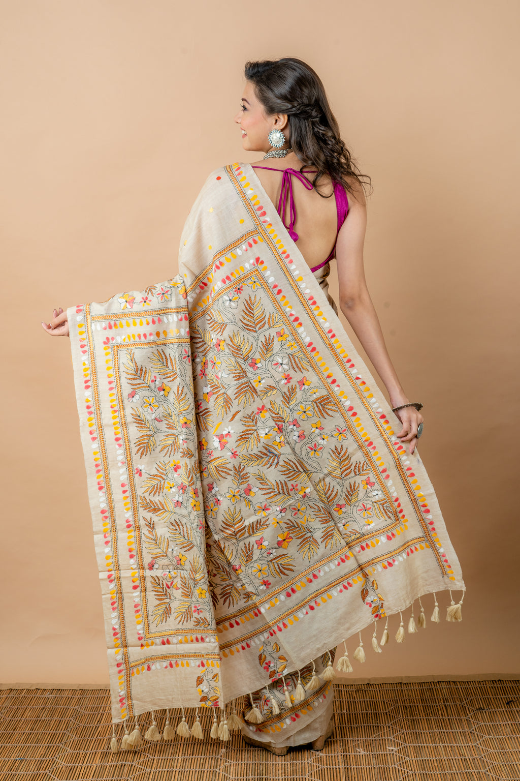 Tussar with kantha stitch - Aankona