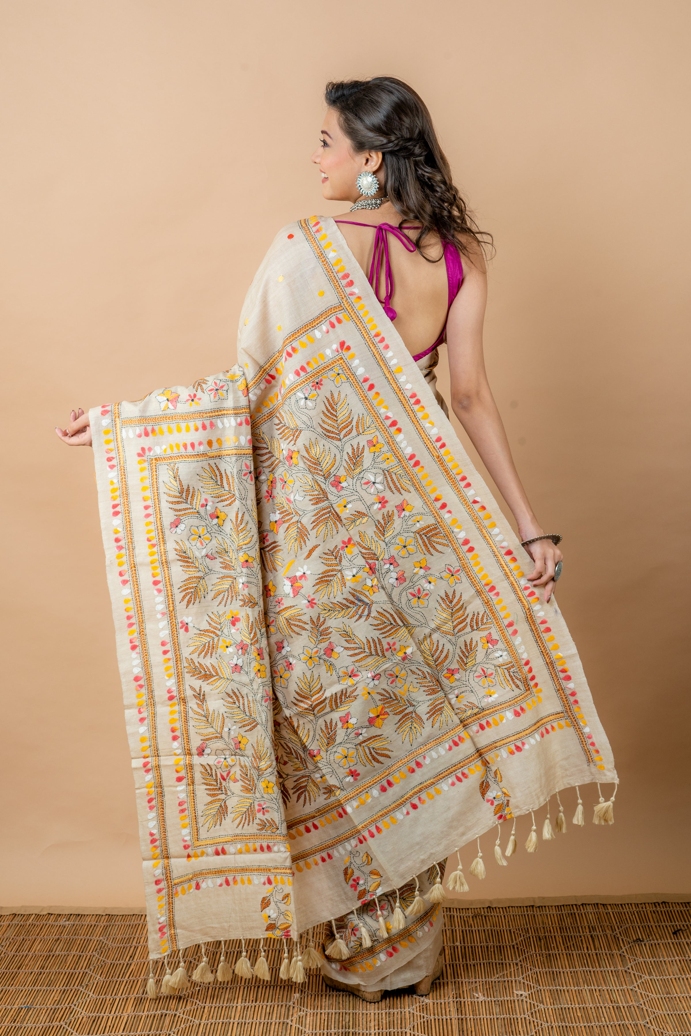 Tussar with kantha stitch - Aankona