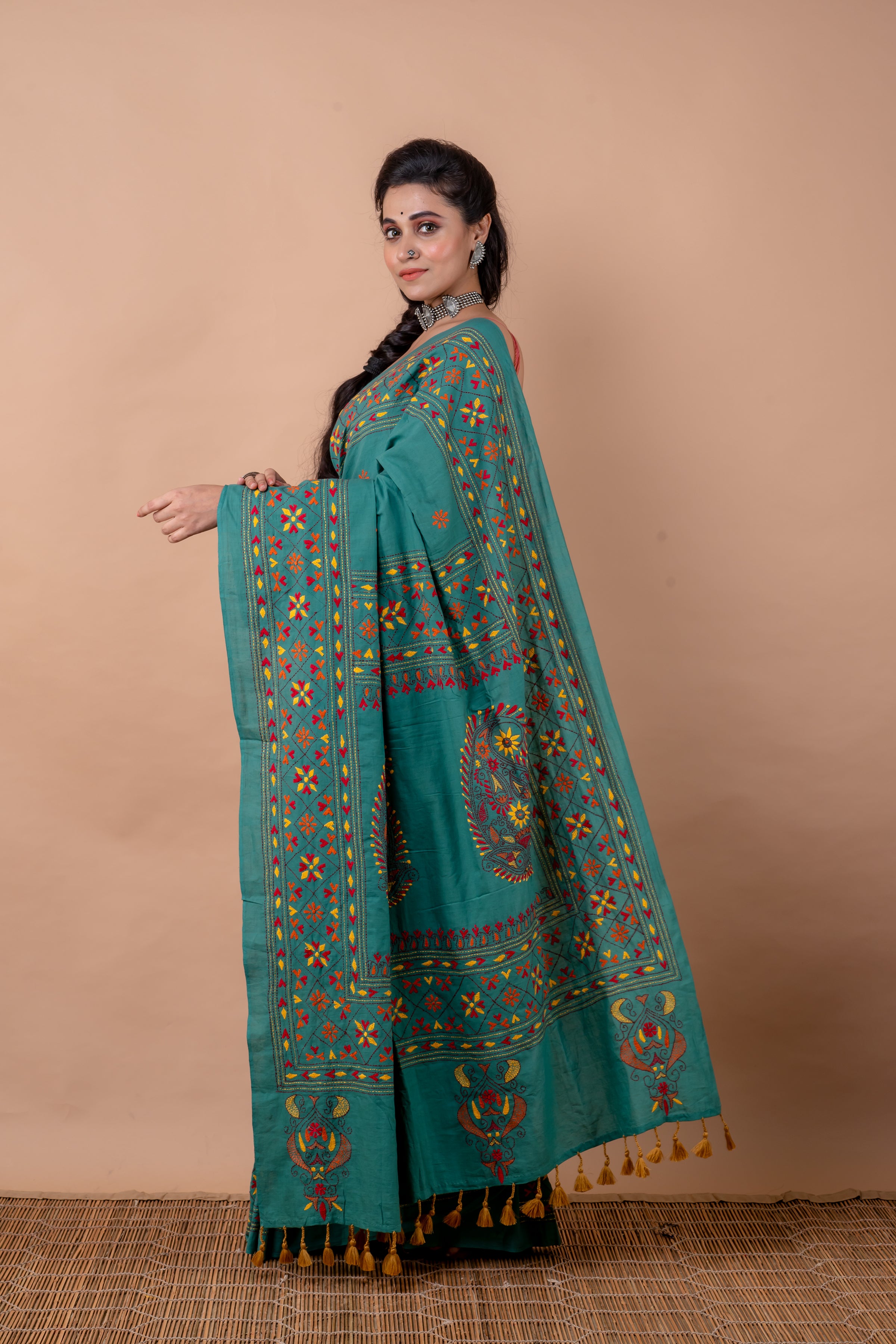 Cotton Saree With Kantha Work - Aankona