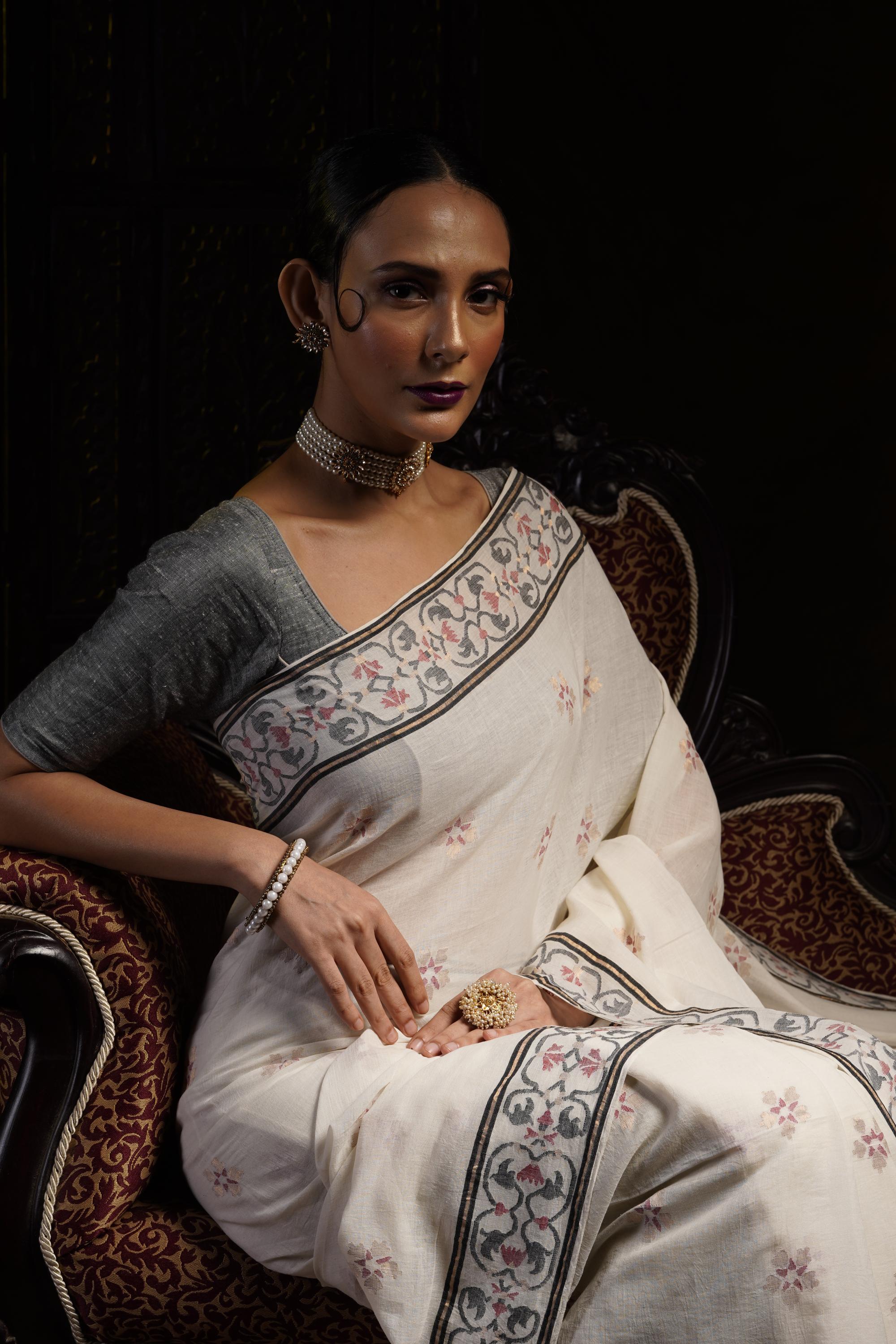 Belleza icónica: Khadi Jamdani Saree con temática del Taj Mahal