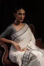 Tajmahal-The Iconic Beauty of White Jamdani Saree