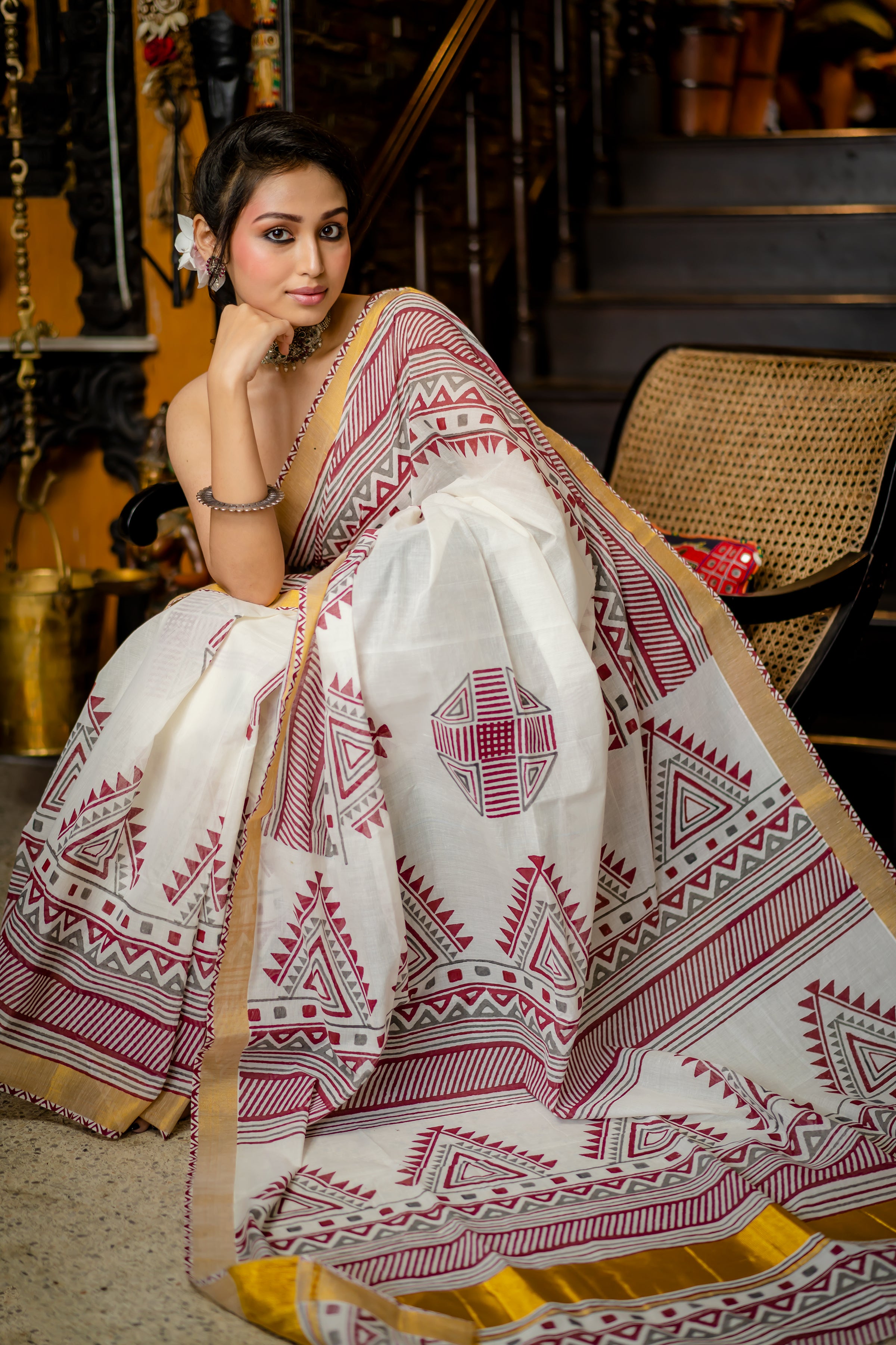 Kanak - Handwoven White Kerala Cotton Printed Saree