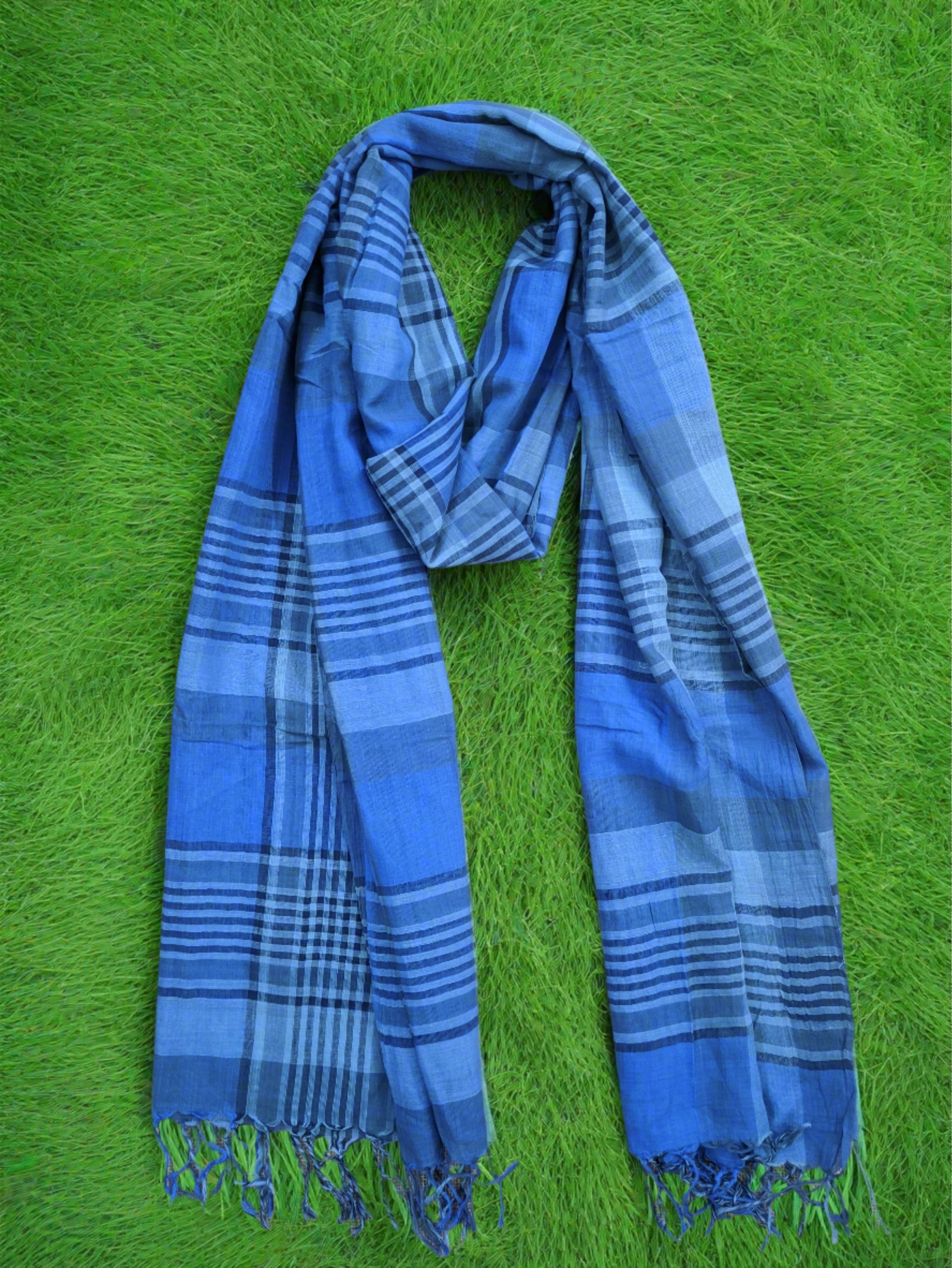 Handwoven blue check cotton scarf