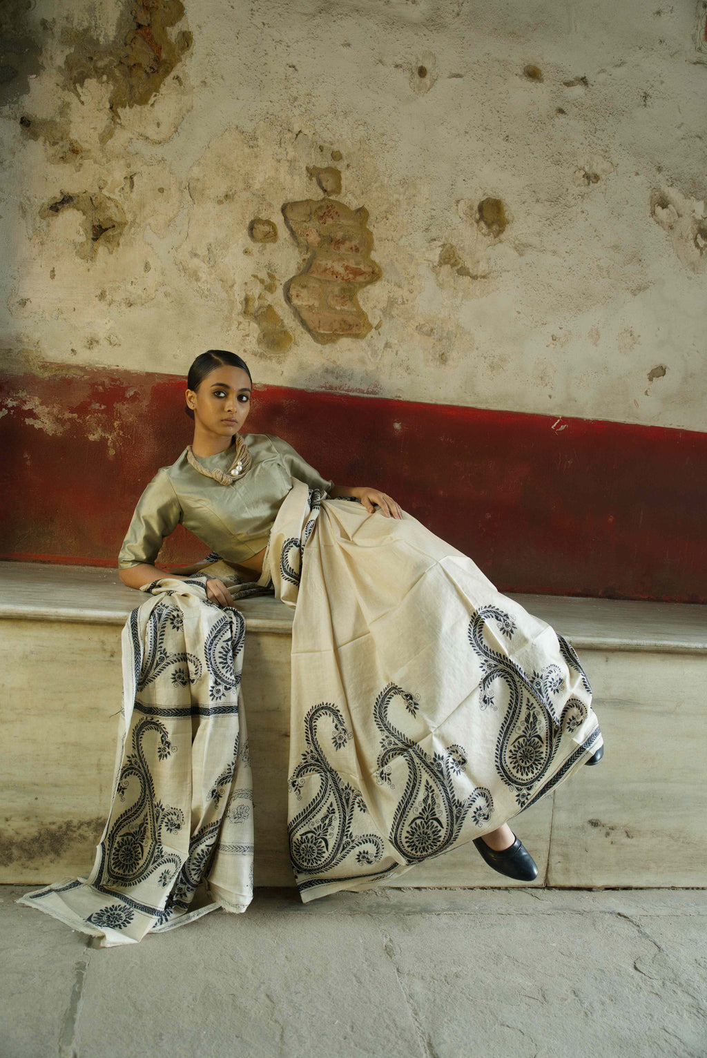 Handwoven Gachi Tussar Saree With Kantha Work