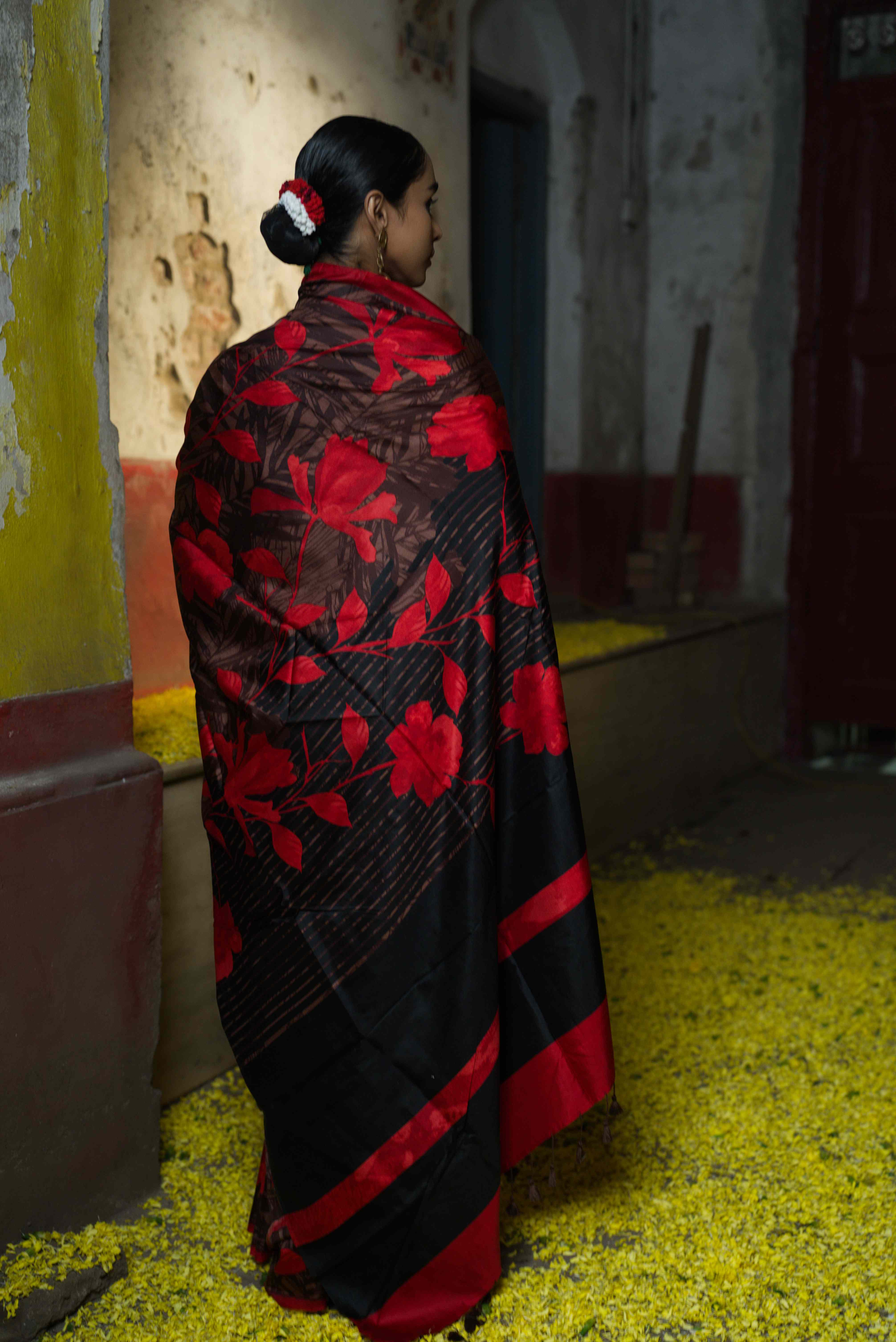 Handwoven black Printed Pure Silk Saree