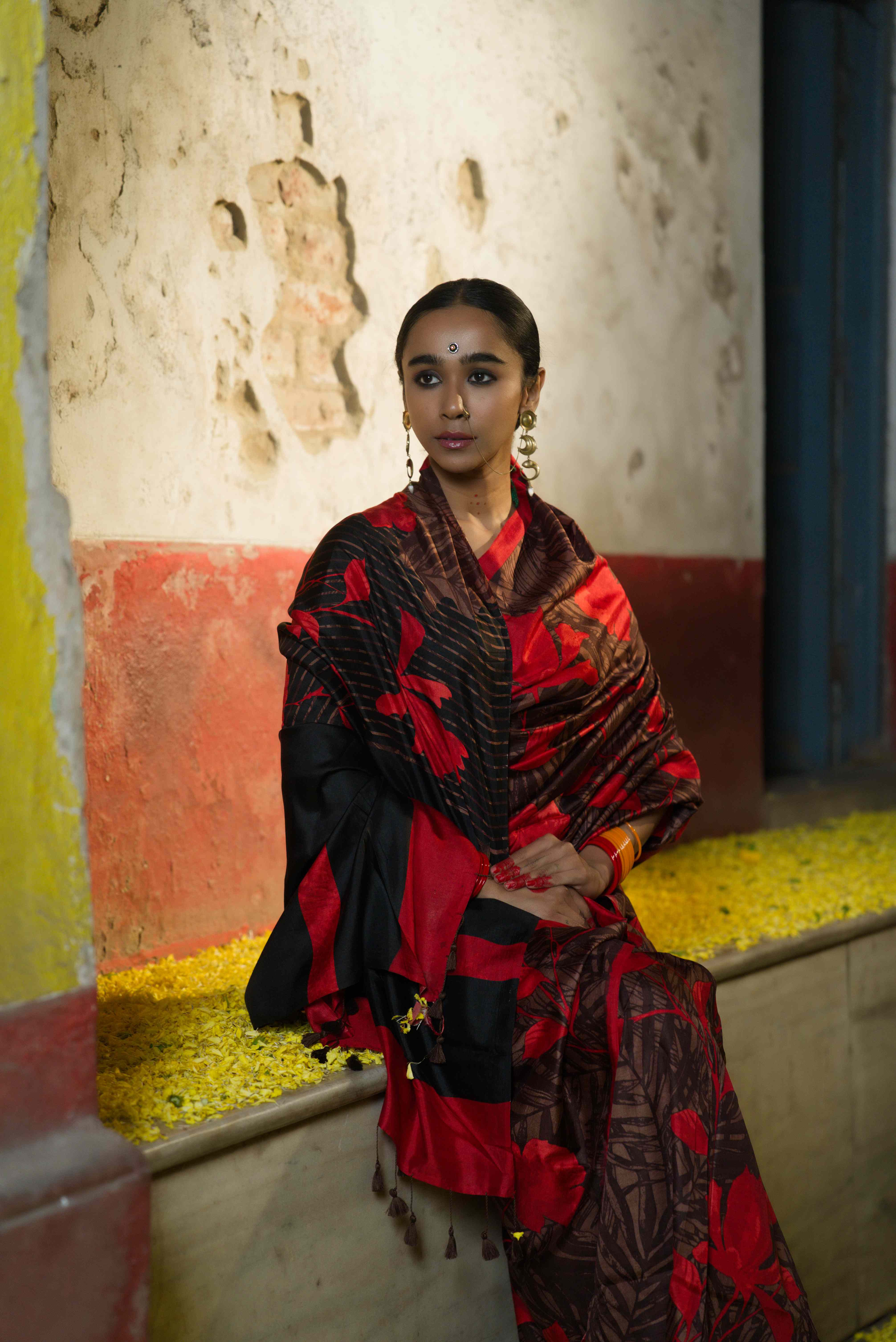 Handwoven black Printed Pure Silk Saree