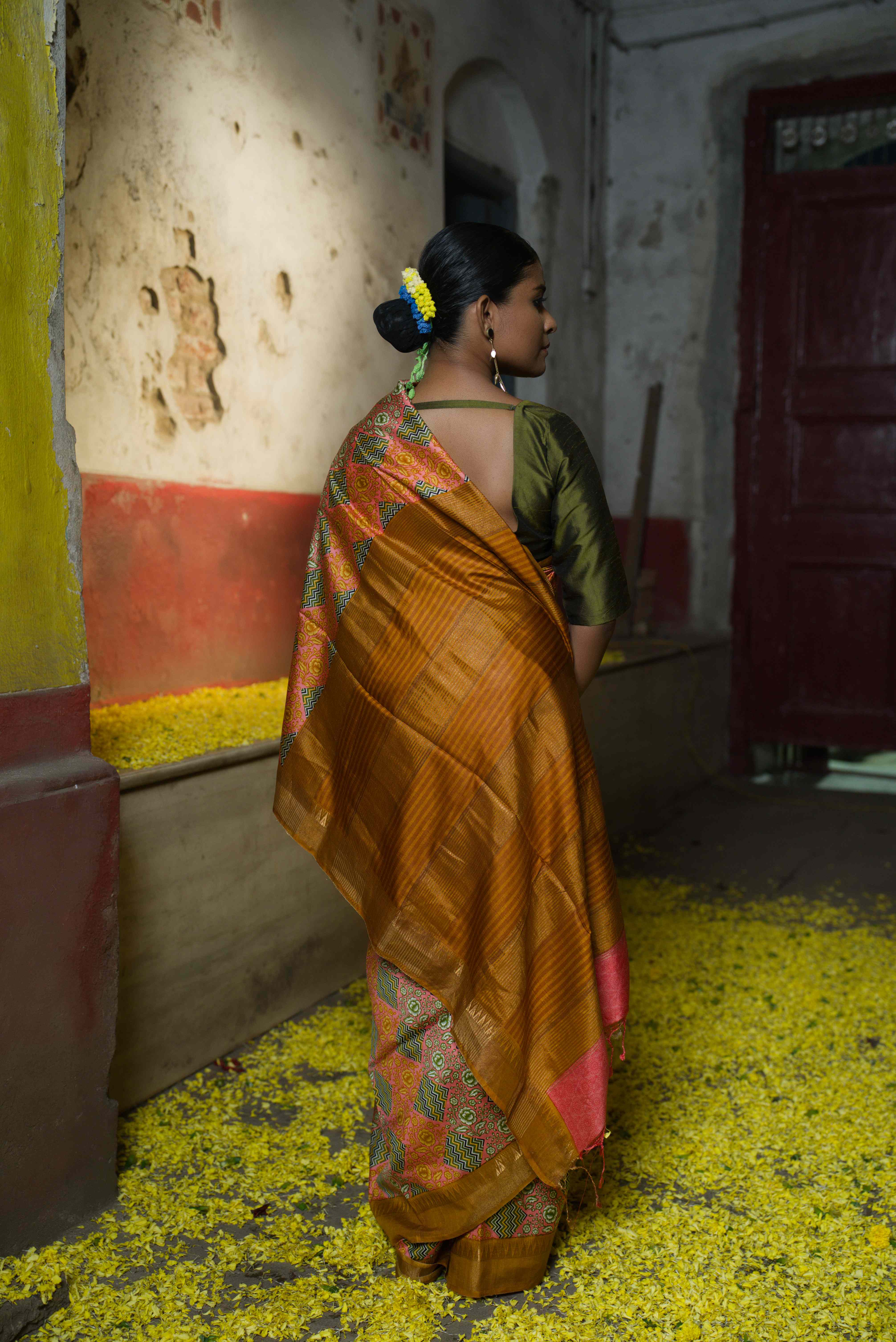 Handwoven Gold brown Printed Pure Silk Saree