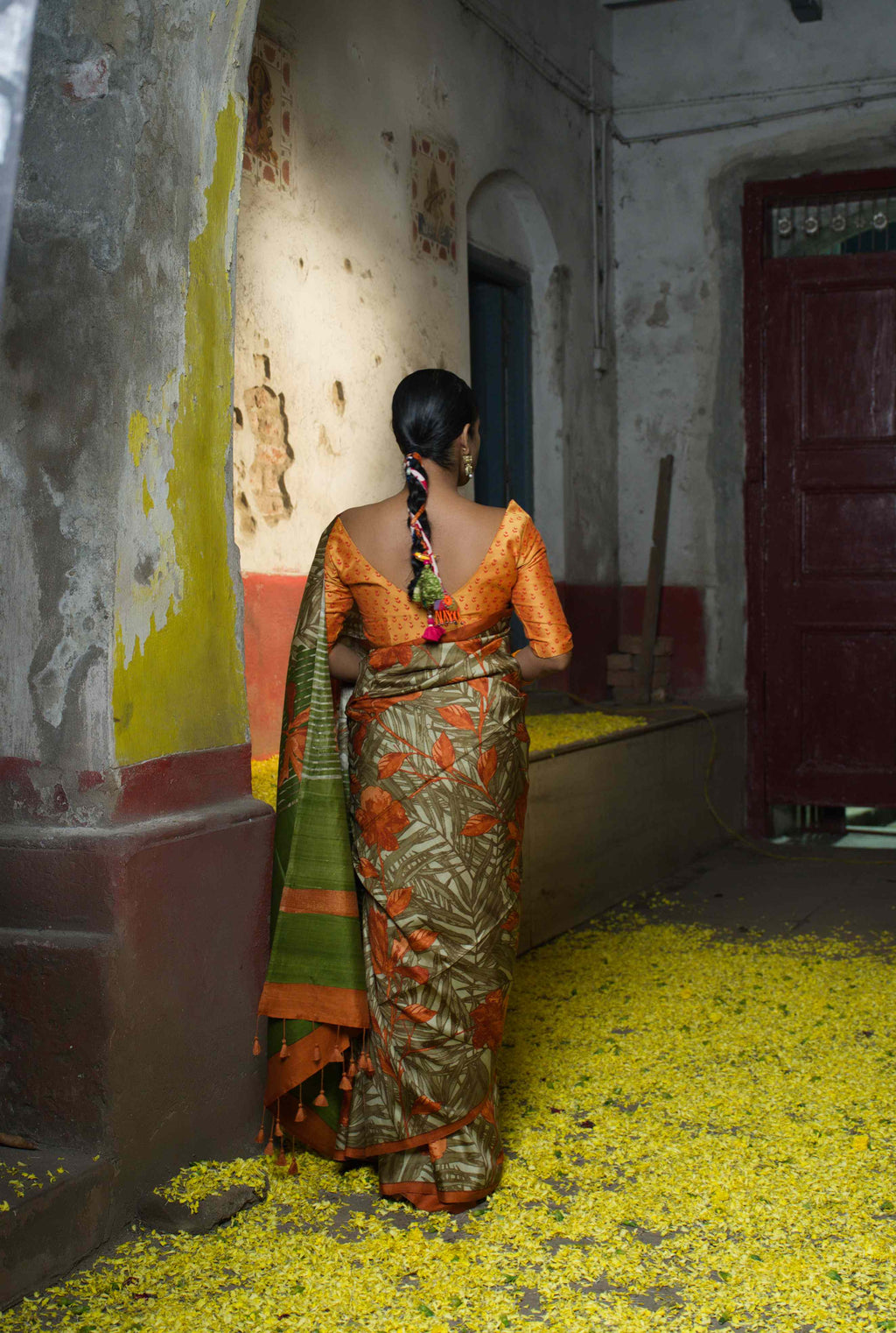 Handwoven Multicolor Floral Printed Pure Silk Saree