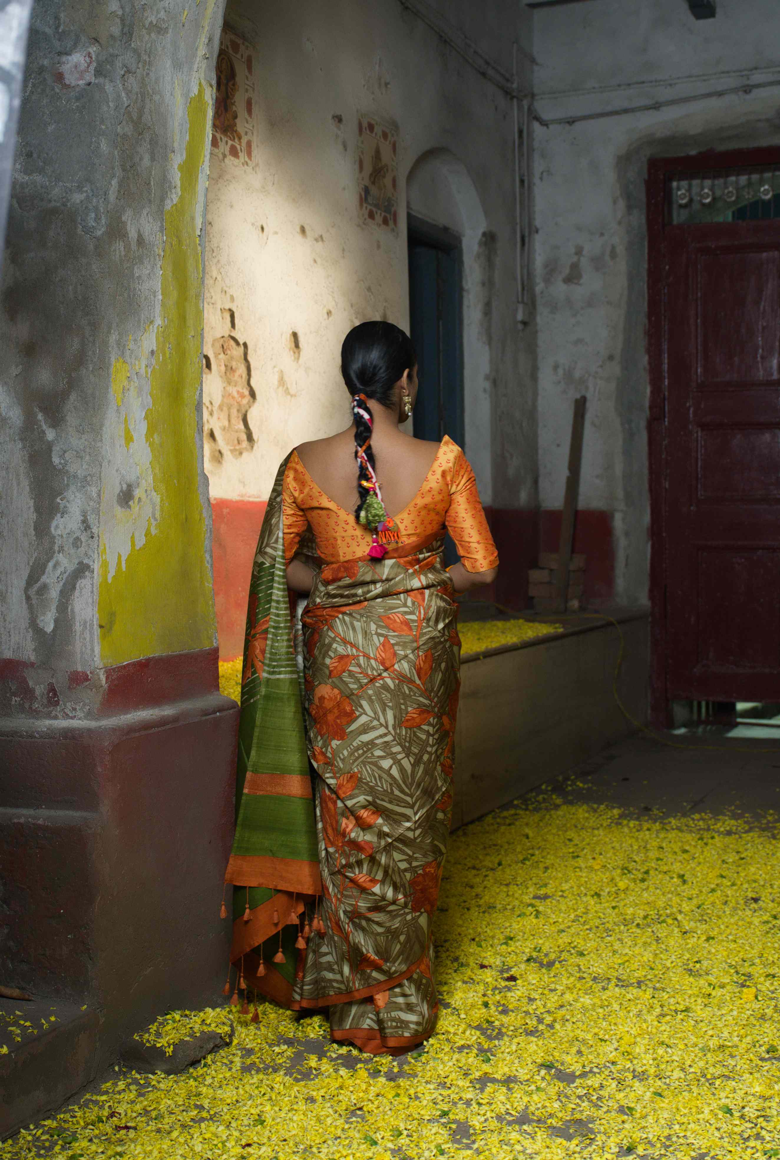 Handwoven Multicolor Floral Printed Pure Silk Saree