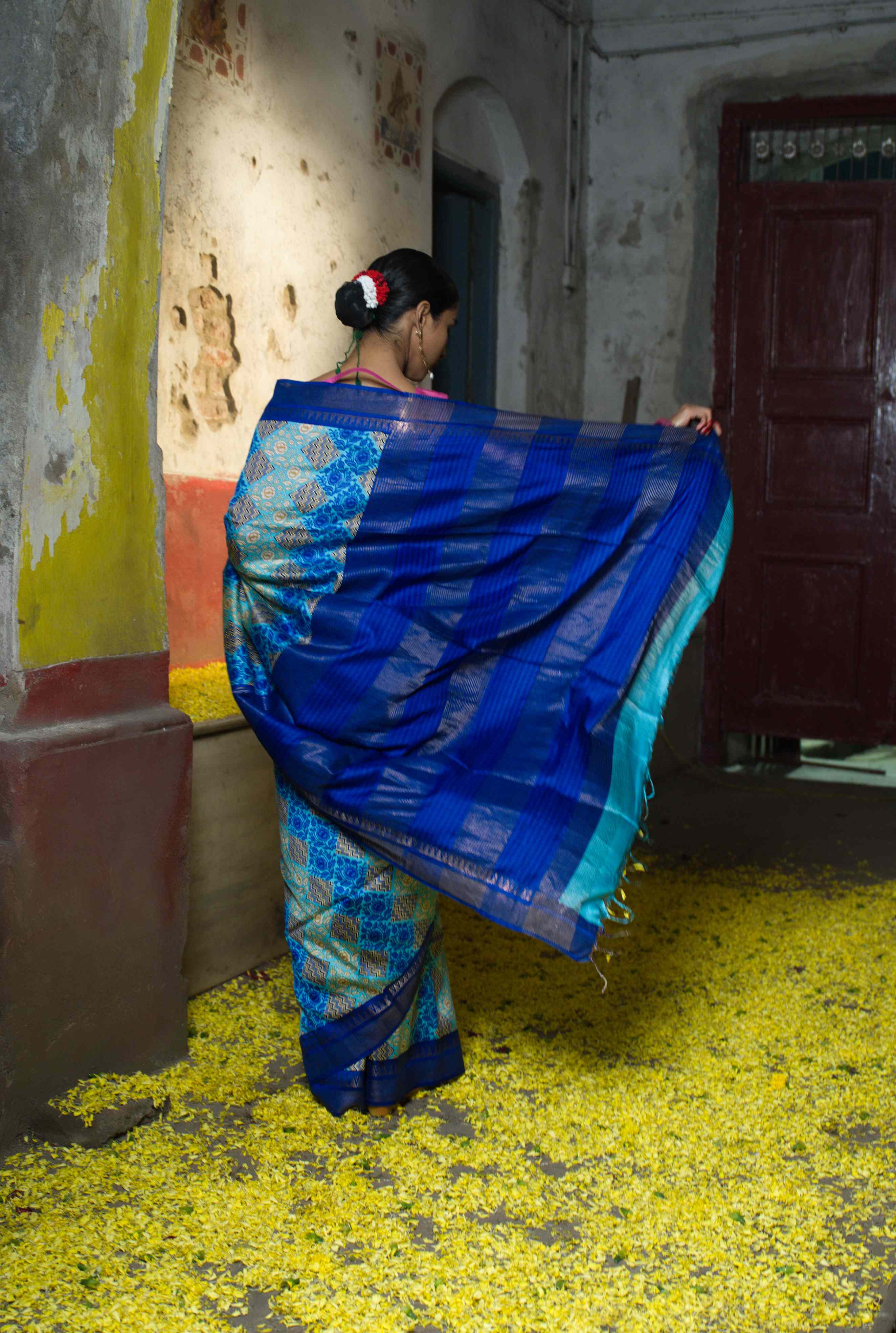 Handwoven blue Printed Pure Silk Saree