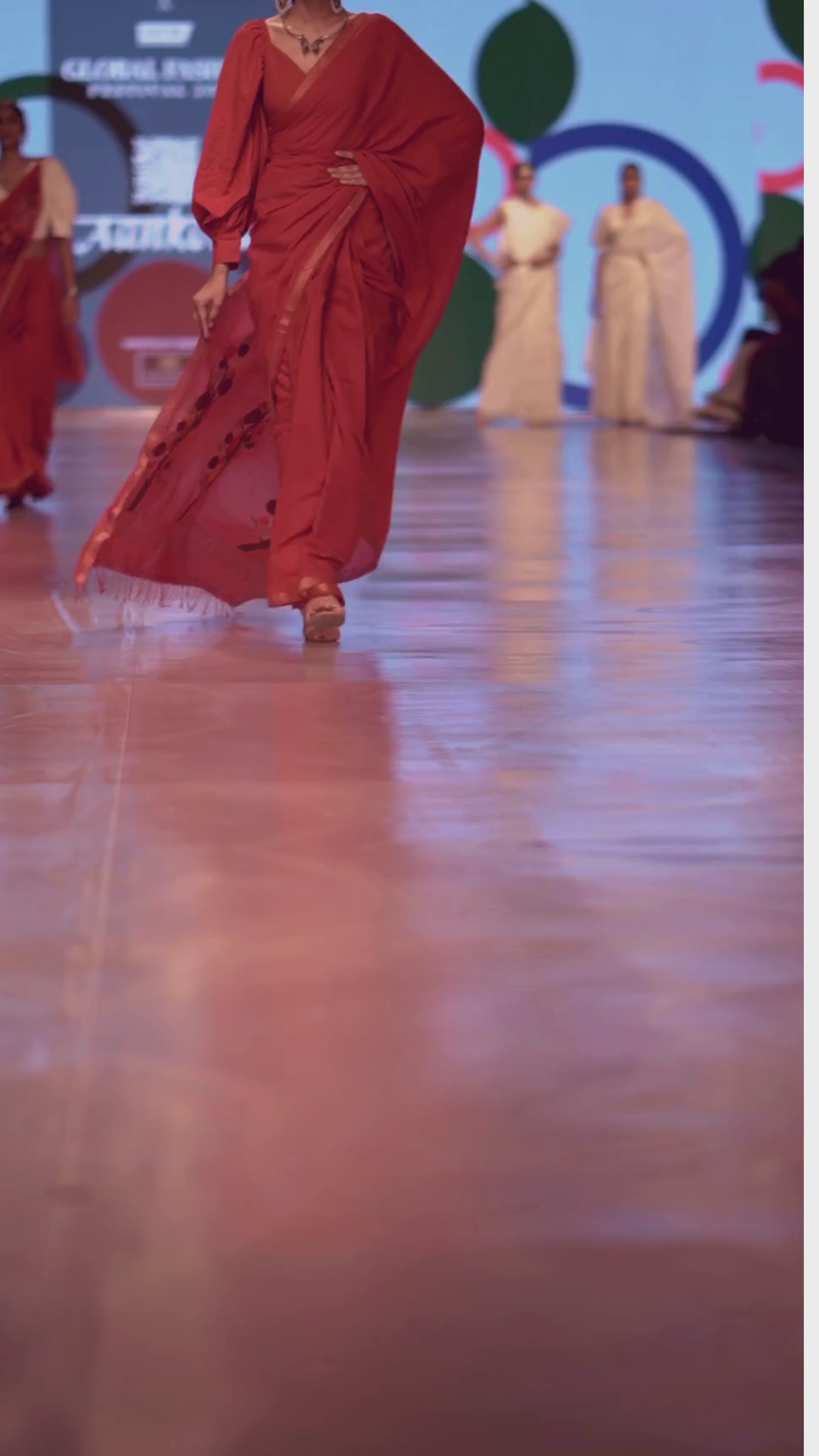 Handwoven Red  Jamdani Saree With Red Blouse