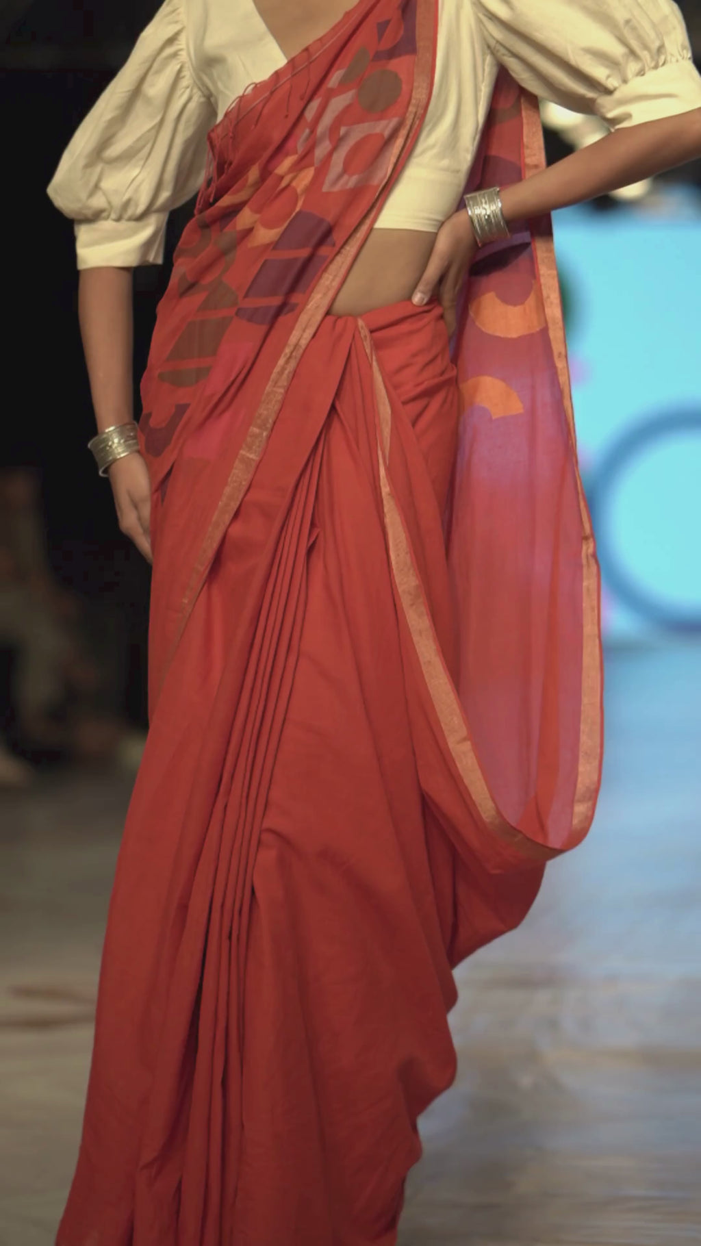 Handwoven Red Jamdani Saree With Beige Blouse
